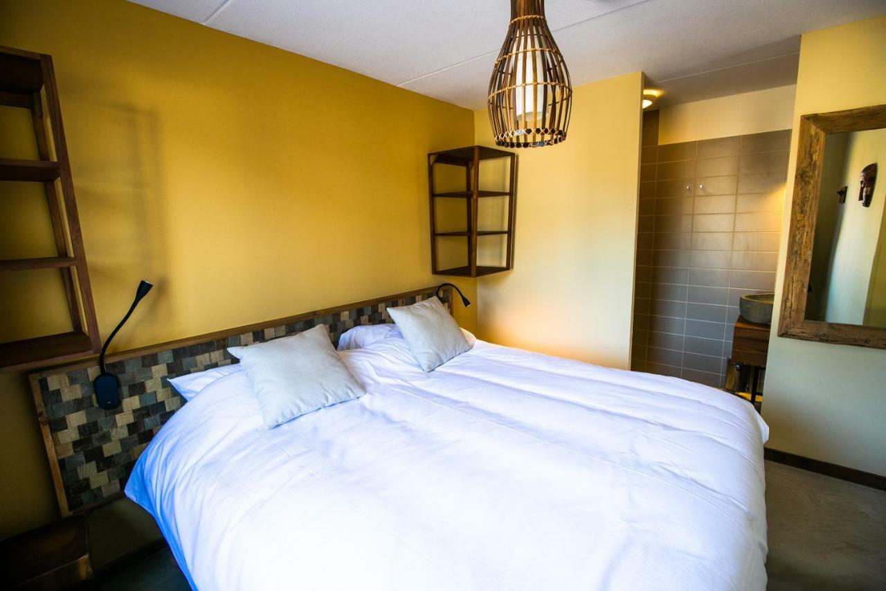 Safari Resort Beekse Bergen Хилваренбек Екстериор снимка
