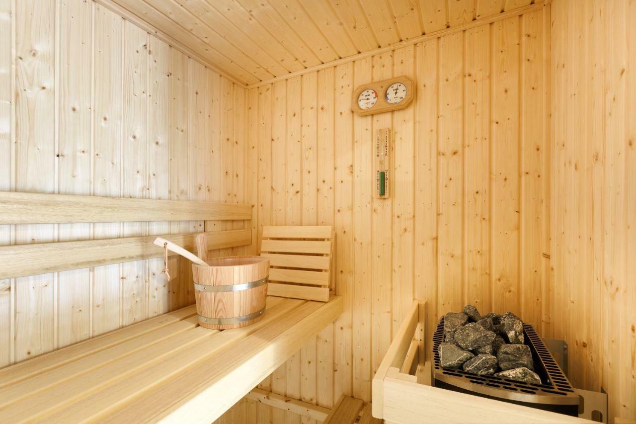 Safari Resort Beekse Bergen Хилваренбек Екстериор снимка