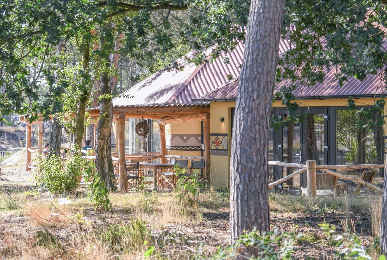 Safari Resort Beekse Bergen Хилваренбек Екстериор снимка