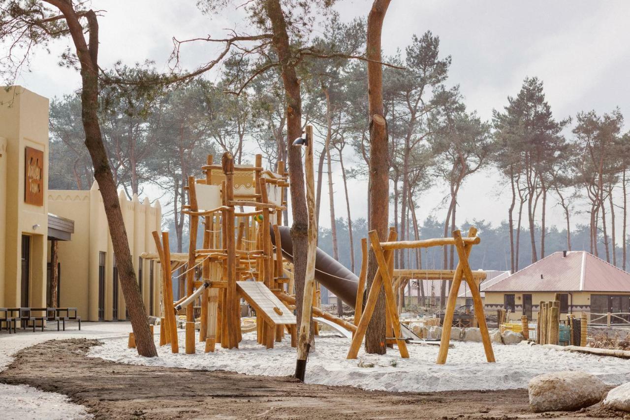 Safari Resort Beekse Bergen Хилваренбек Екстериор снимка